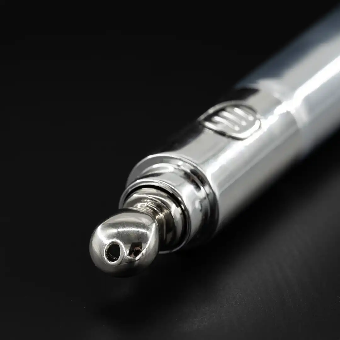 Chrome-plated electronic vibrating skincare applicator image 3