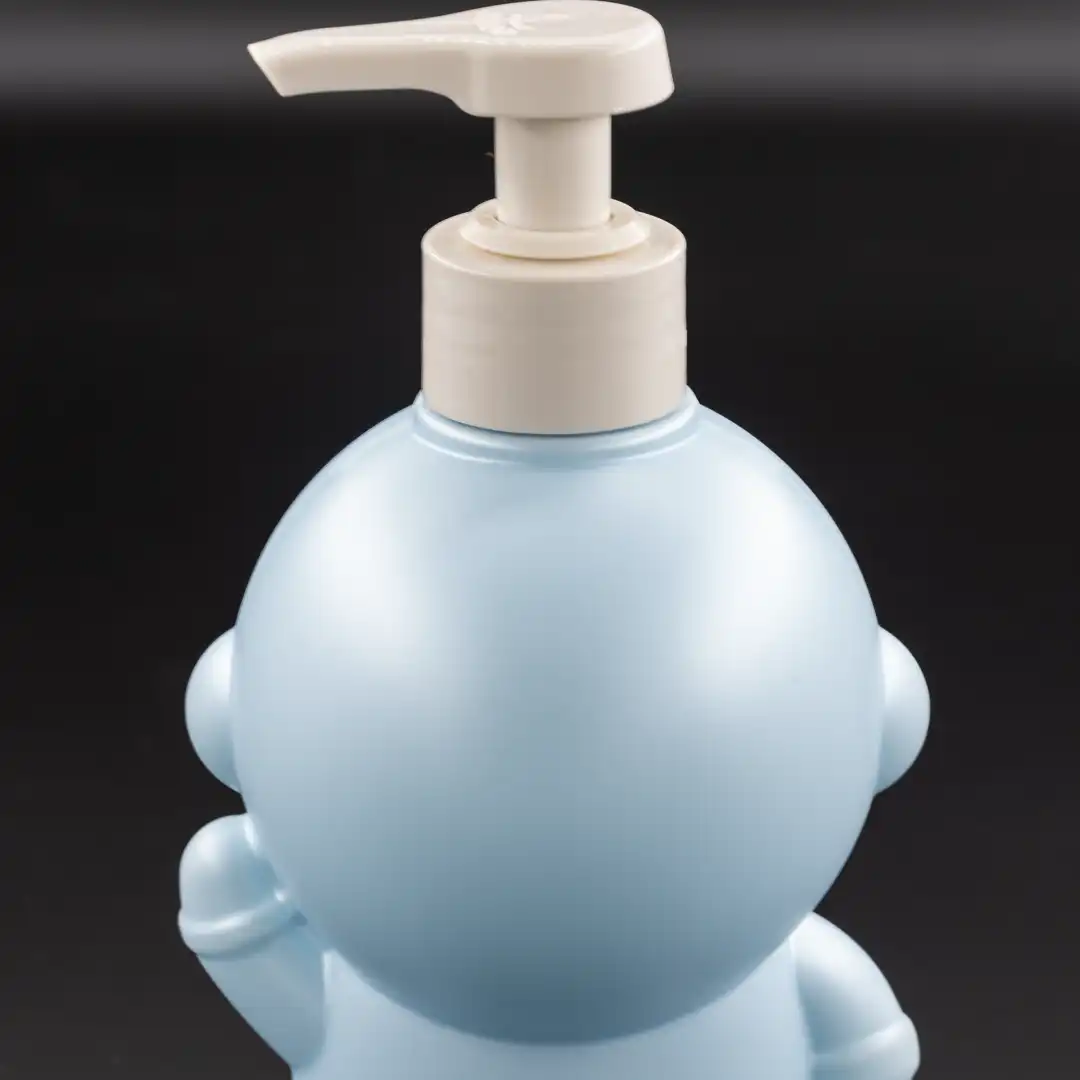 Character-shaped kids bath product bottle image 3
